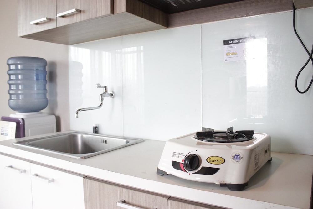 simply 1br apartment at easton park residence jatinangor