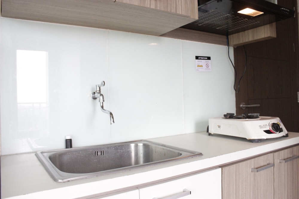 simply 1br apartment at easton park residence jatinangor