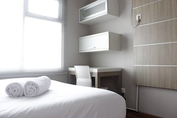 simply 1br apartment at easton park residence jatinangor
