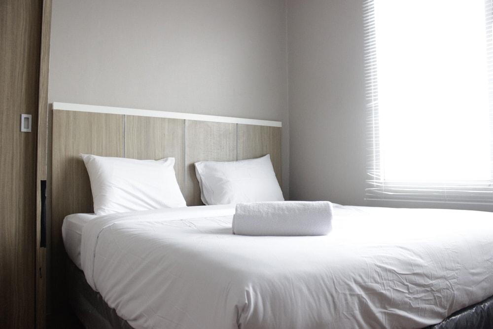 simply 1br apartment at easton park residence jatinangor