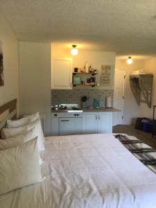 christina lake motel and rv park