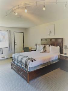 christina lake motel and rv park