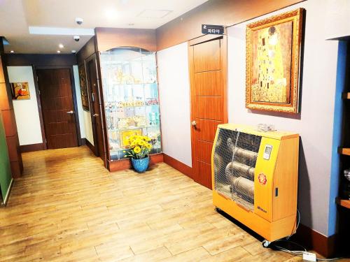 uneed business hotel