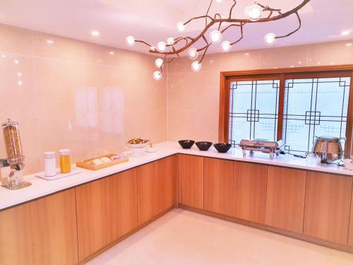 uneed business hotel