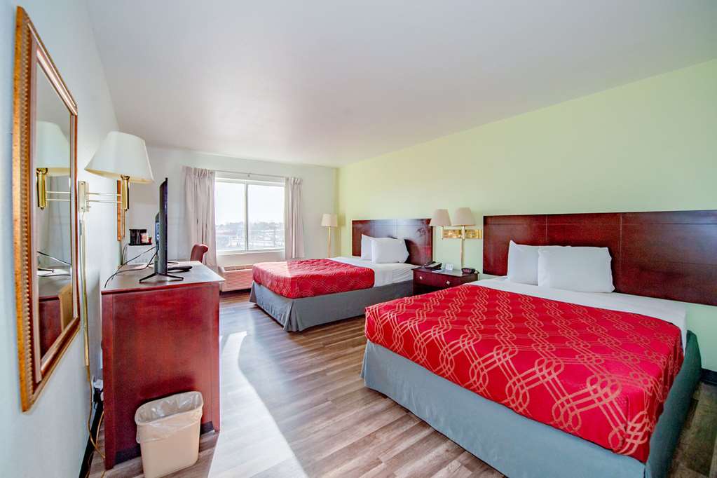 rodeway inn central colorado springs