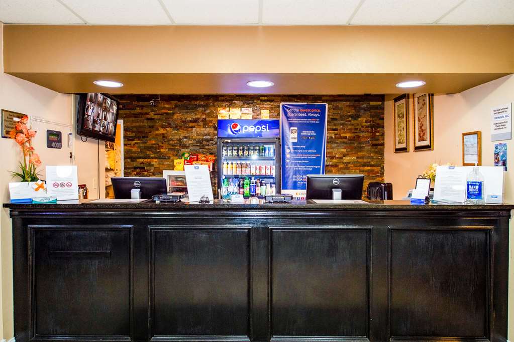 rodeway inn central colorado springs