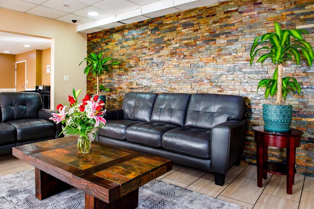 rodeway inn central colorado springs