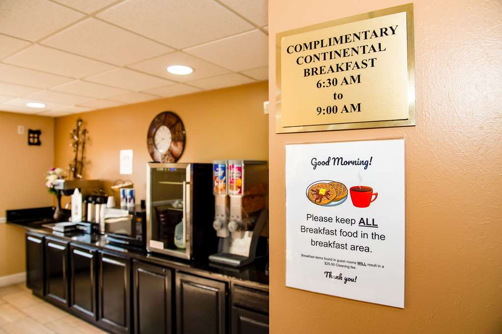 rodeway inn central colorado springs