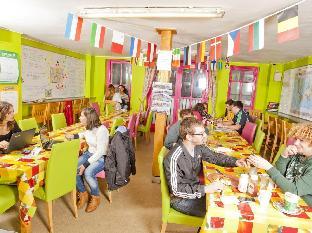 barnacles temple bar house