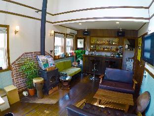 iza kamakura guest house and bar hostel