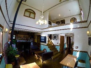 iza kamakura guest house and bar hostel