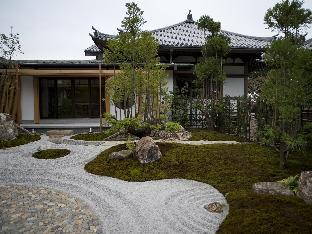 iza kamakura guest house and bar hostel
