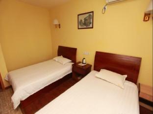 chengdu dcent hostel