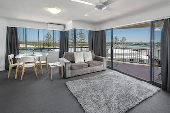 belaire place motel apartments