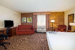 baymont by wyndham columbia mo