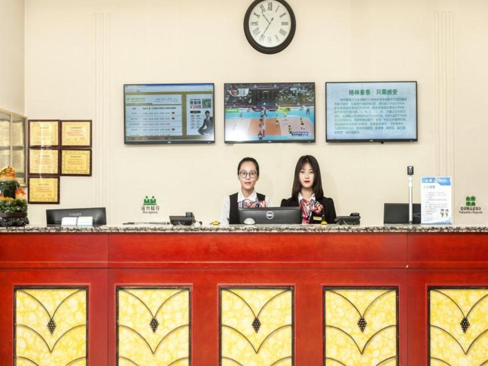 greentree inn chengde railway station southeast chengde century city store