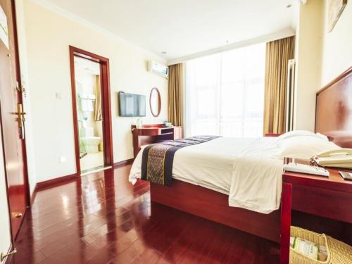greentree inn chengde railway station southeast chengde century city store