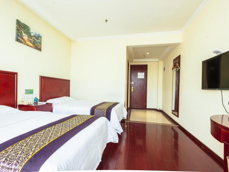 greentree inn chengde railway station southeast chengde century city store