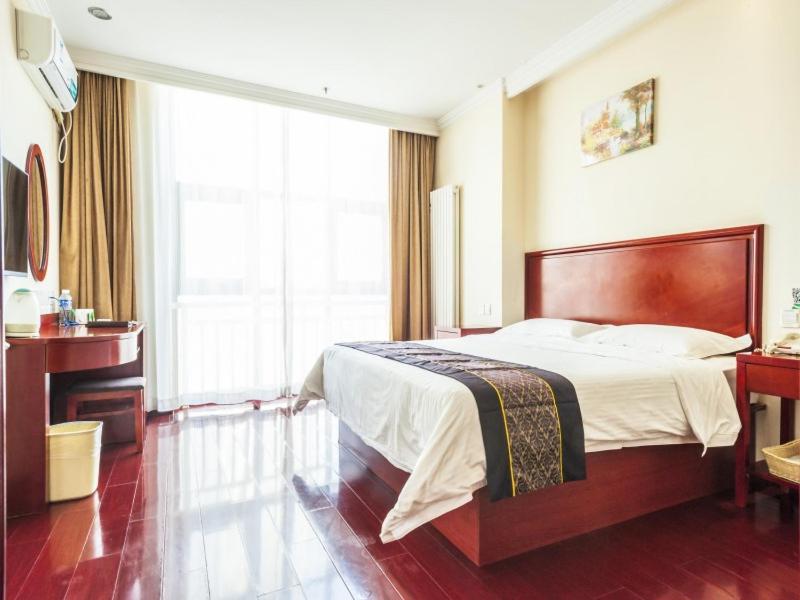 greentree inn chengde railway station southeast chengde century city store