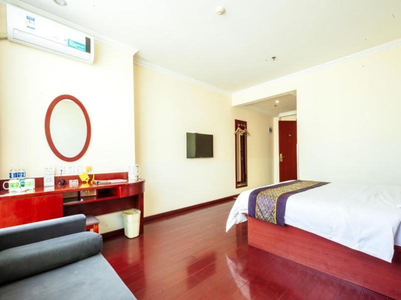 greentree inn chengde railway station southeast chengde century city store