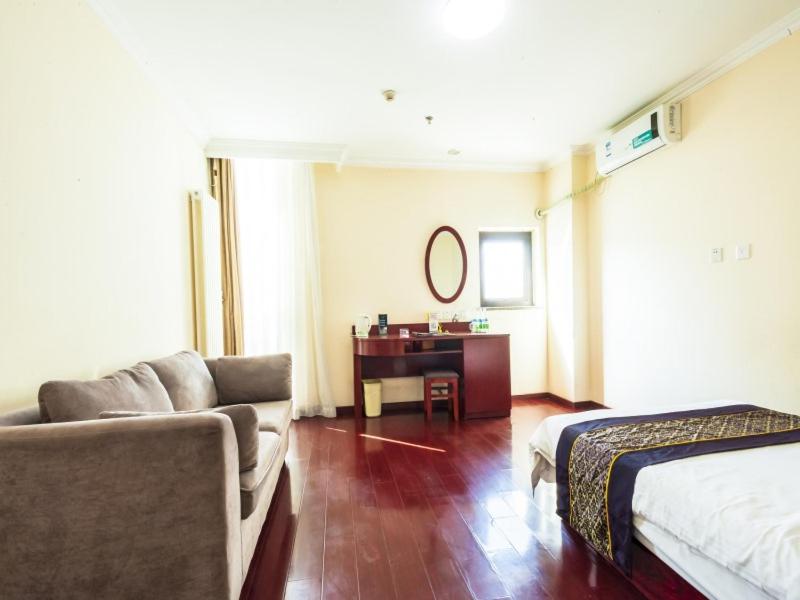 greentree inn chengde railway station southeast chengde century city store
