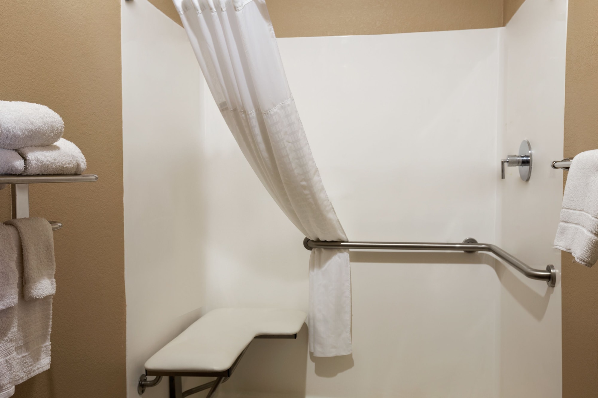 executive inn and suites