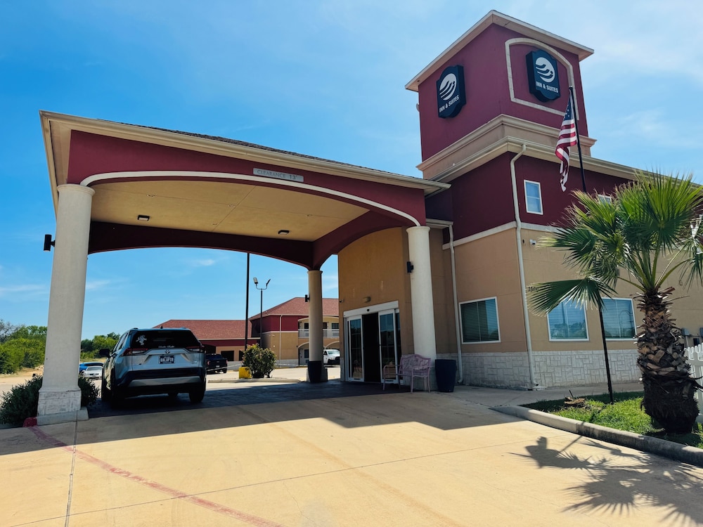 executive inn and suites