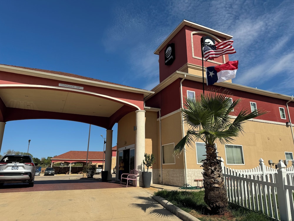 executive inn and suites