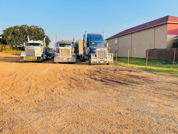 executive inn and suites