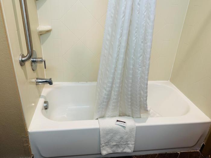 executive inn and suites