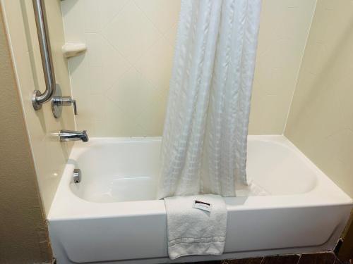 executive inn and suites