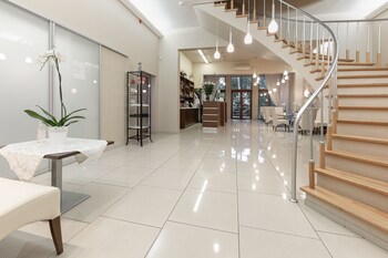 valensija large suite