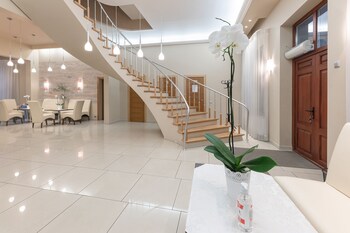 valensija large suite