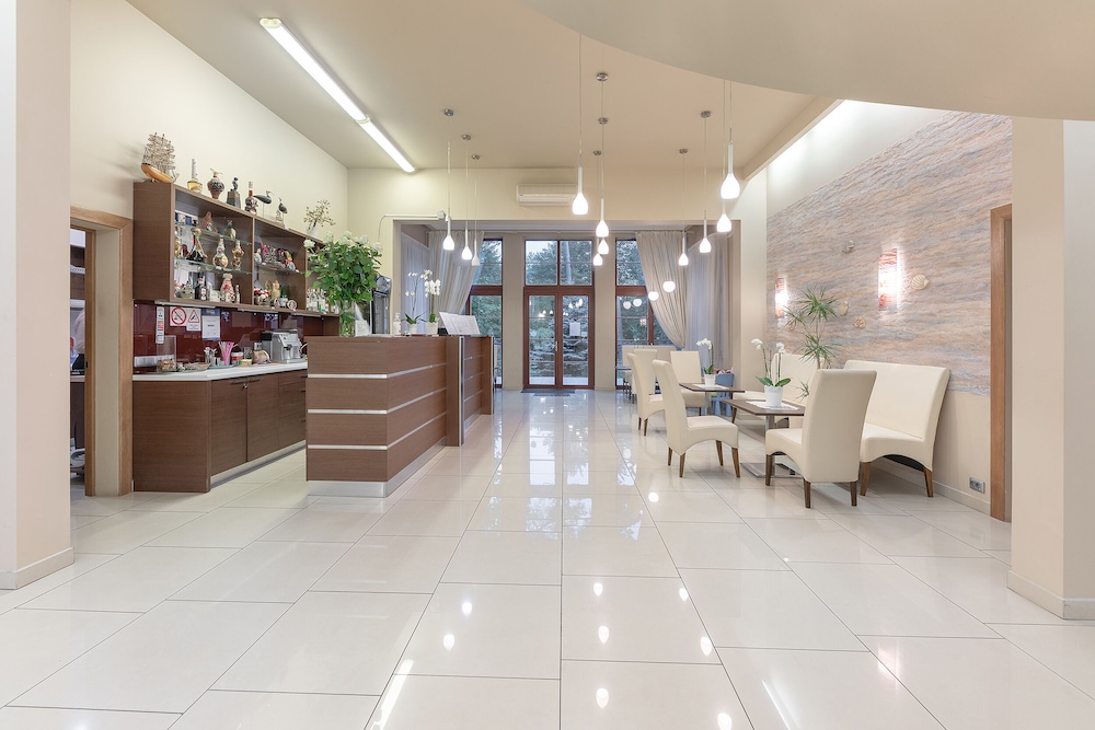 valensija large suite