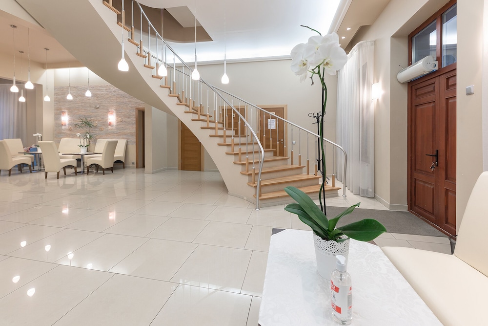 valensija large suite