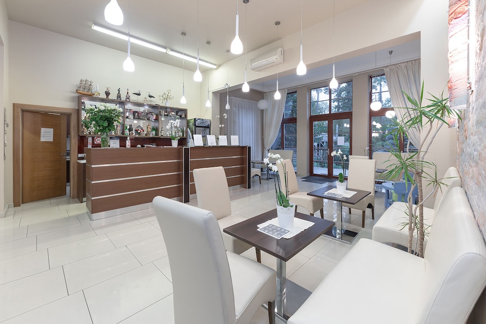 valensija large suite