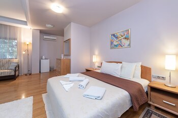 valensija large suite