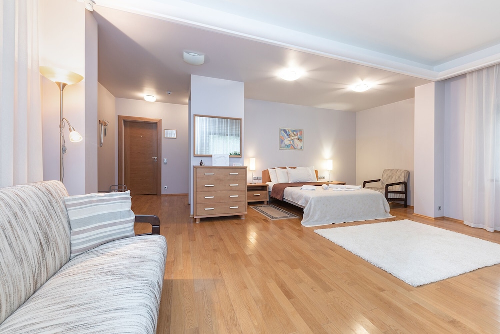 valensija large suite