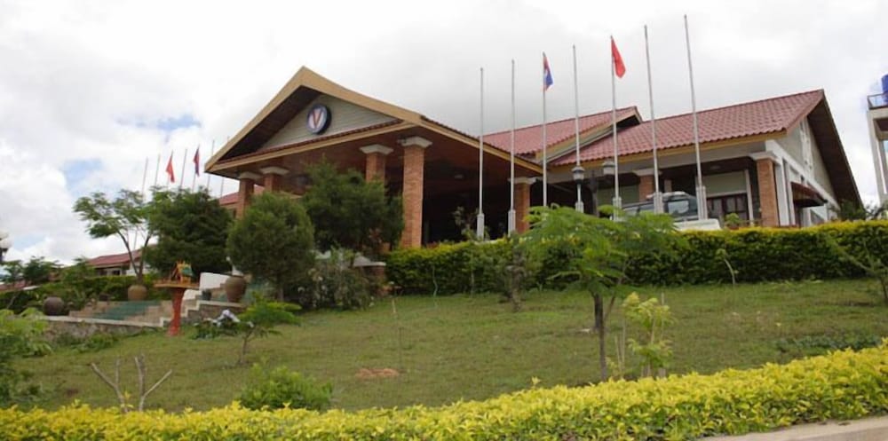 vansana vang vieng