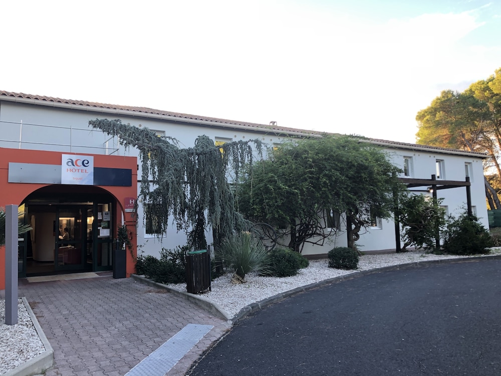 ibis montpellier fabregues