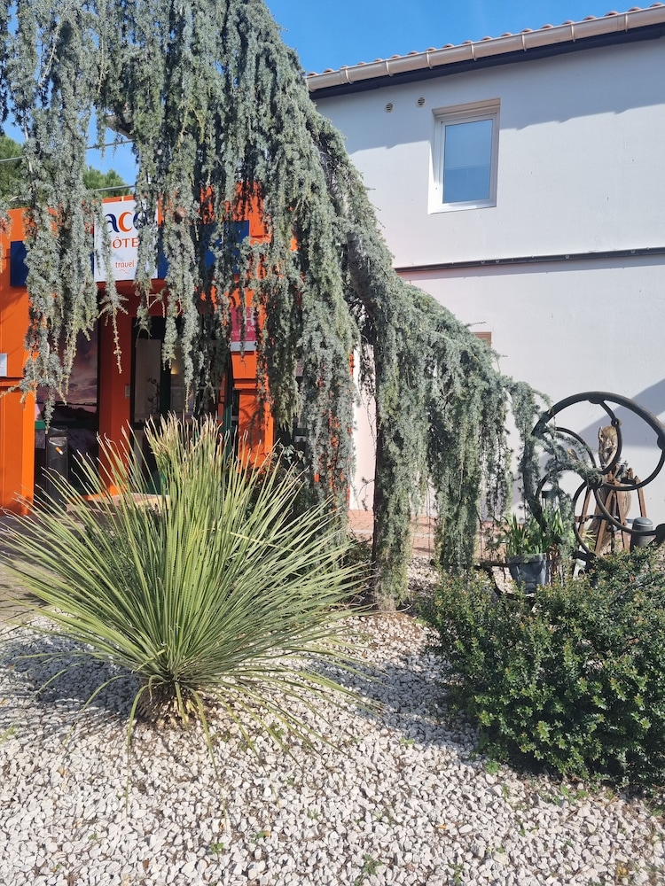 ibis montpellier fabregues