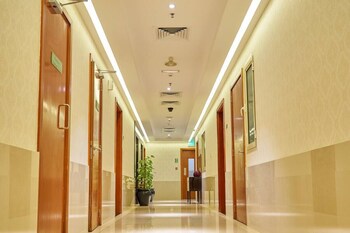city stay grand hotel apartments