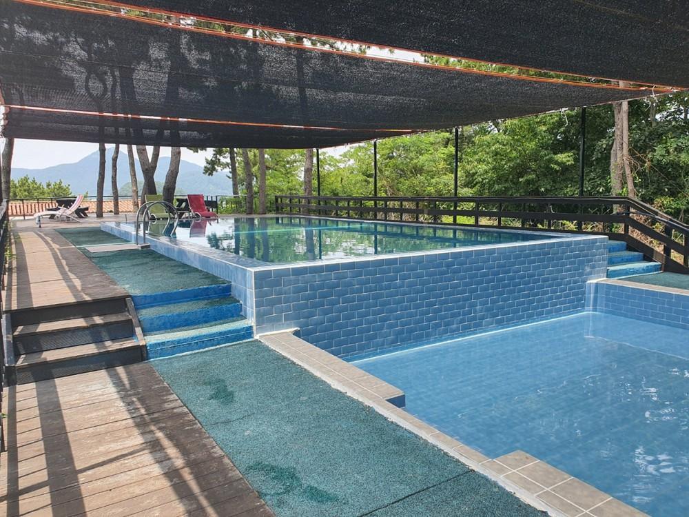 beach castle hotel and resort