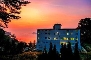 beach castle hotel and resort
