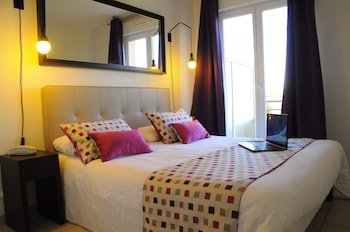 nemea apparthotel green side biot sophia antipolis