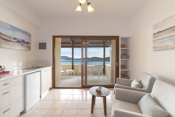 elounda heights adults only