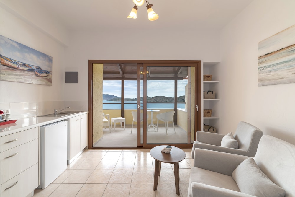elounda heights adults only