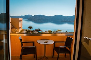 elounda heights adults only
