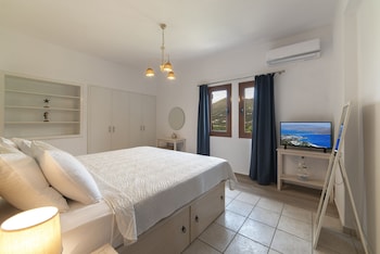 elounda heights adults only