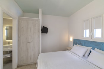 elounda heights adults only
